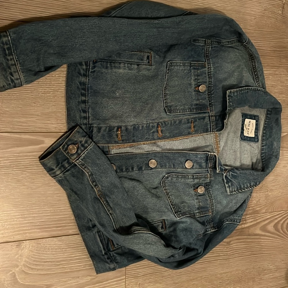Woman’s Size Small Jean Jacket